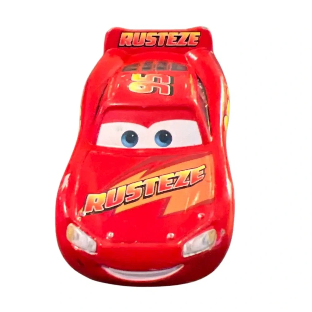 Disney Pixar Cars Lightning McQueen #95 Rust-eze‎ Diecast Toy Car